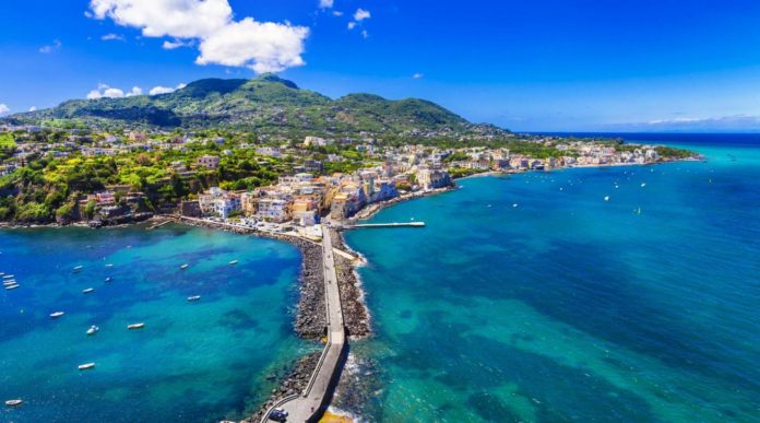 Ischia Porto, cosa fare e vedere